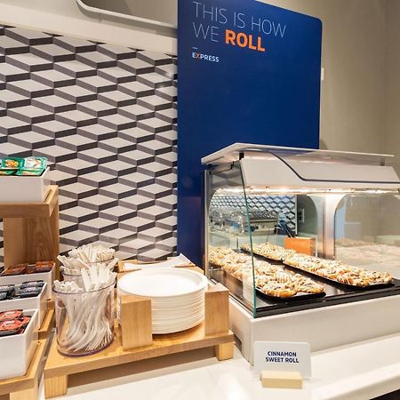 Holiday Inn Express Des Moines-At Drake University, An Ihg Hotel Luaran gambar