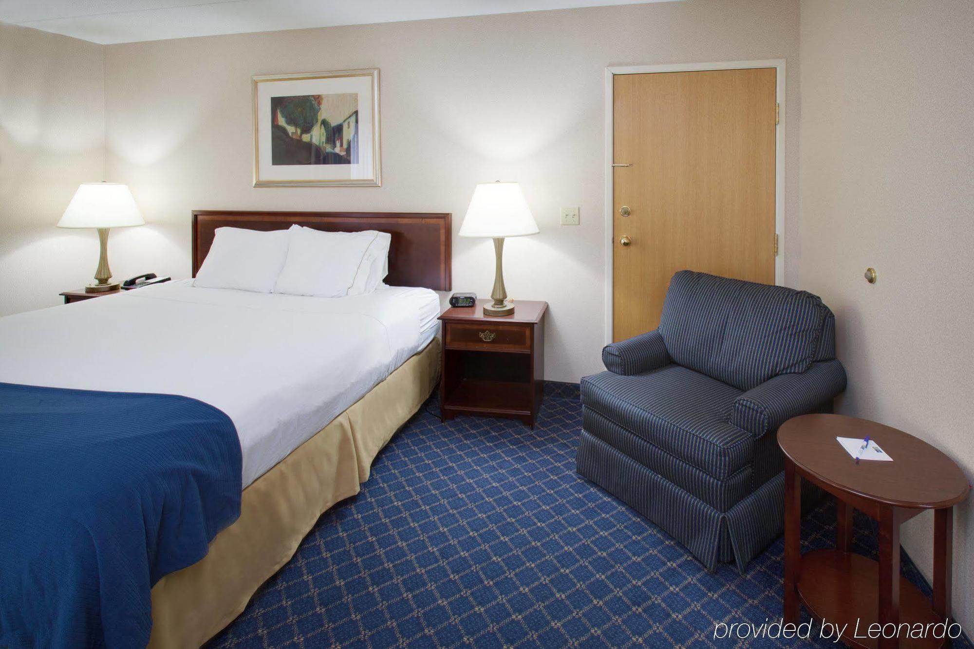 Holiday Inn Express Des Moines-At Drake University, An Ihg Hotel Bilik gambar