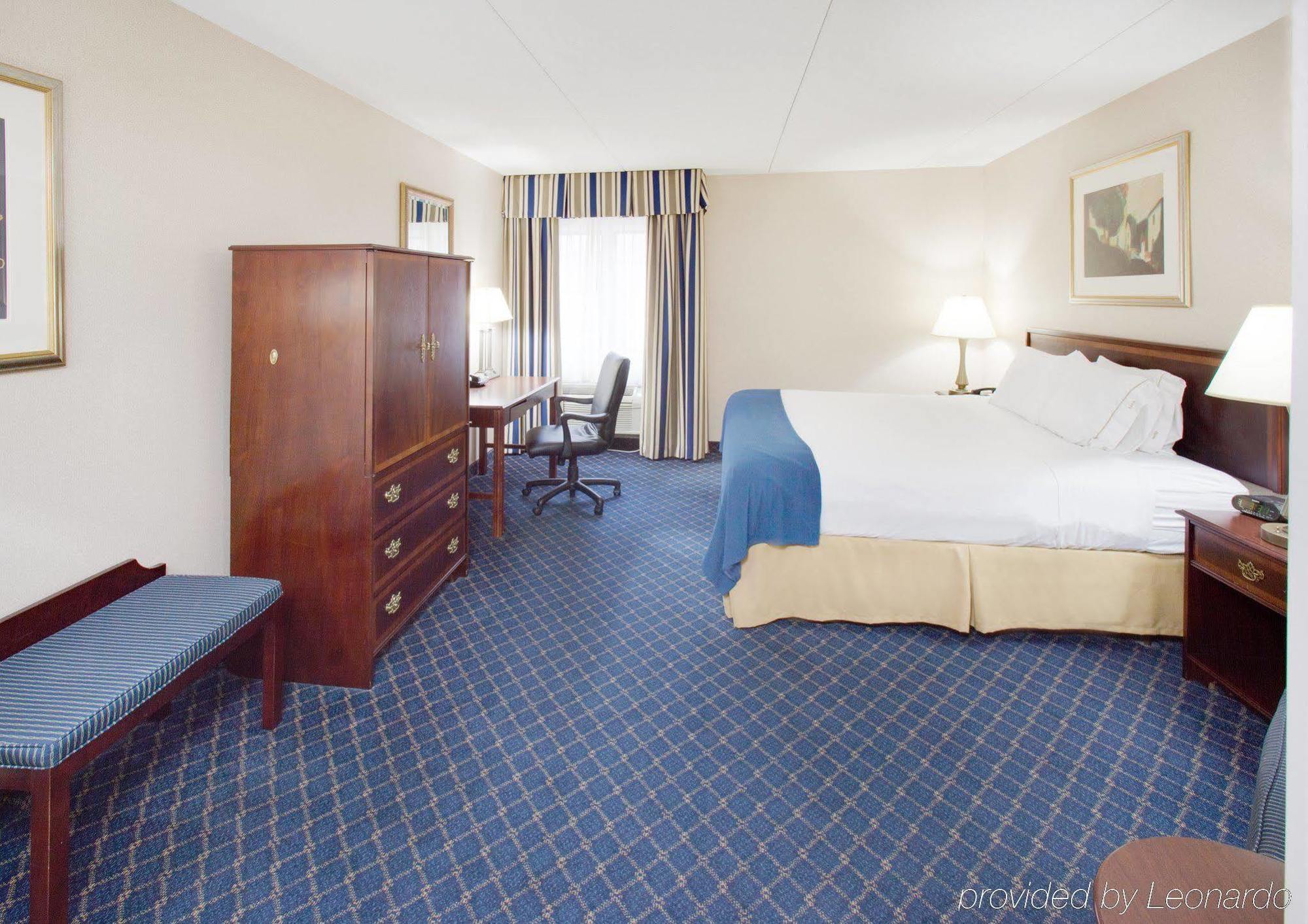 Holiday Inn Express Des Moines-At Drake University, An Ihg Hotel Bilik gambar