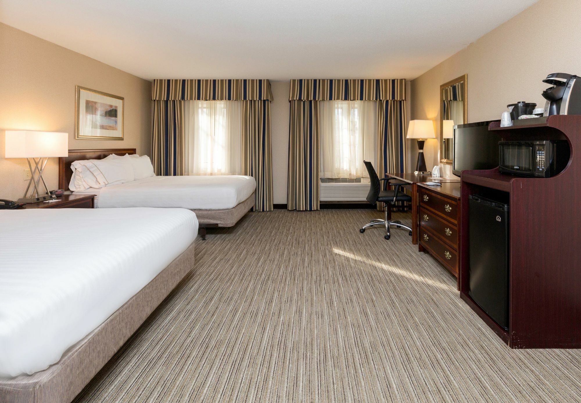 Holiday Inn Express Des Moines-At Drake University, An Ihg Hotel Luaran gambar