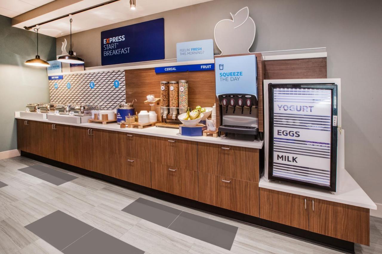 Holiday Inn Express Des Moines-At Drake University, An Ihg Hotel Luaran gambar