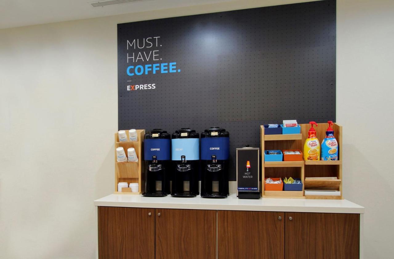 Holiday Inn Express Des Moines-At Drake University, An Ihg Hotel Luaran gambar