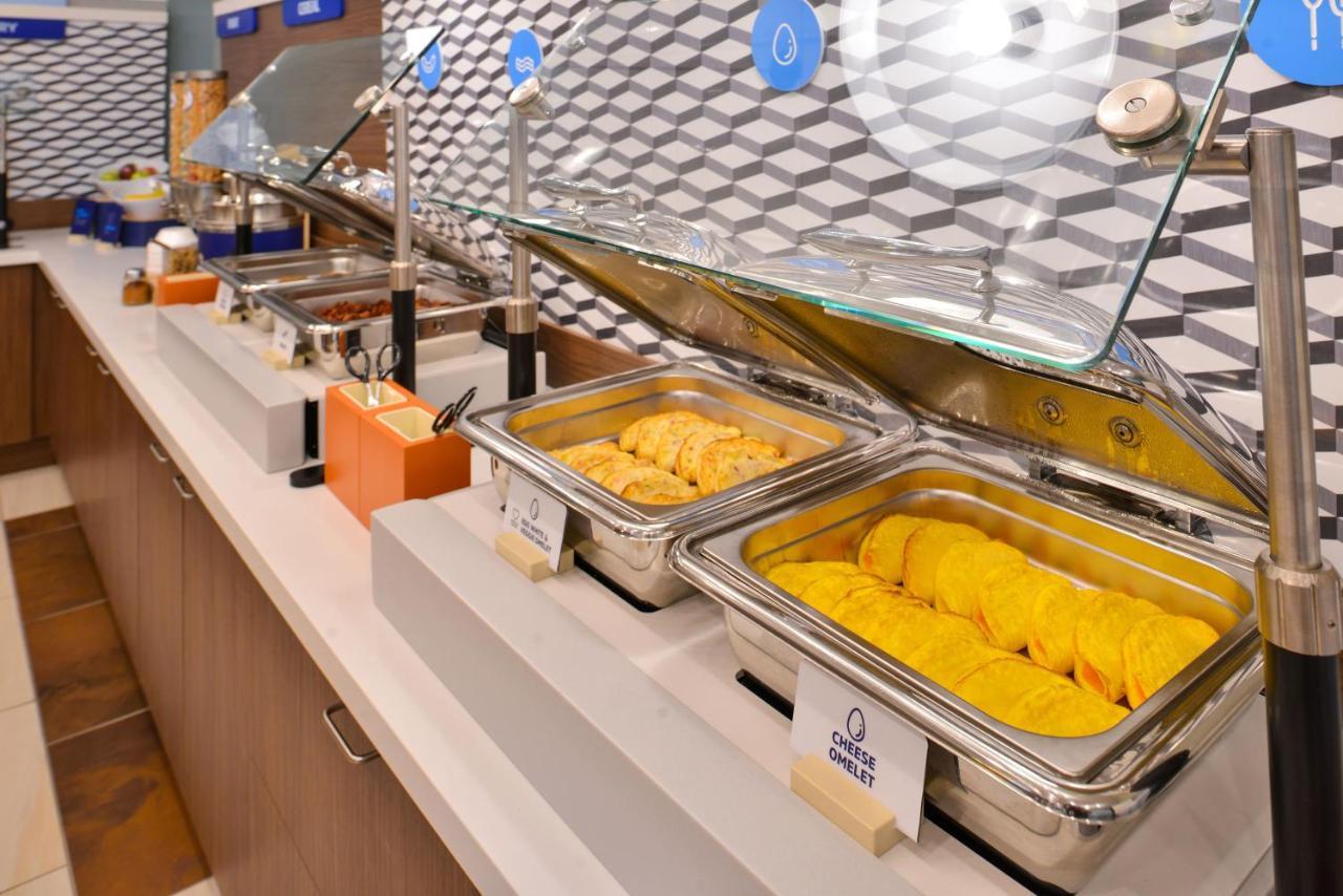 Holiday Inn Express Des Moines-At Drake University, An Ihg Hotel Luaran gambar